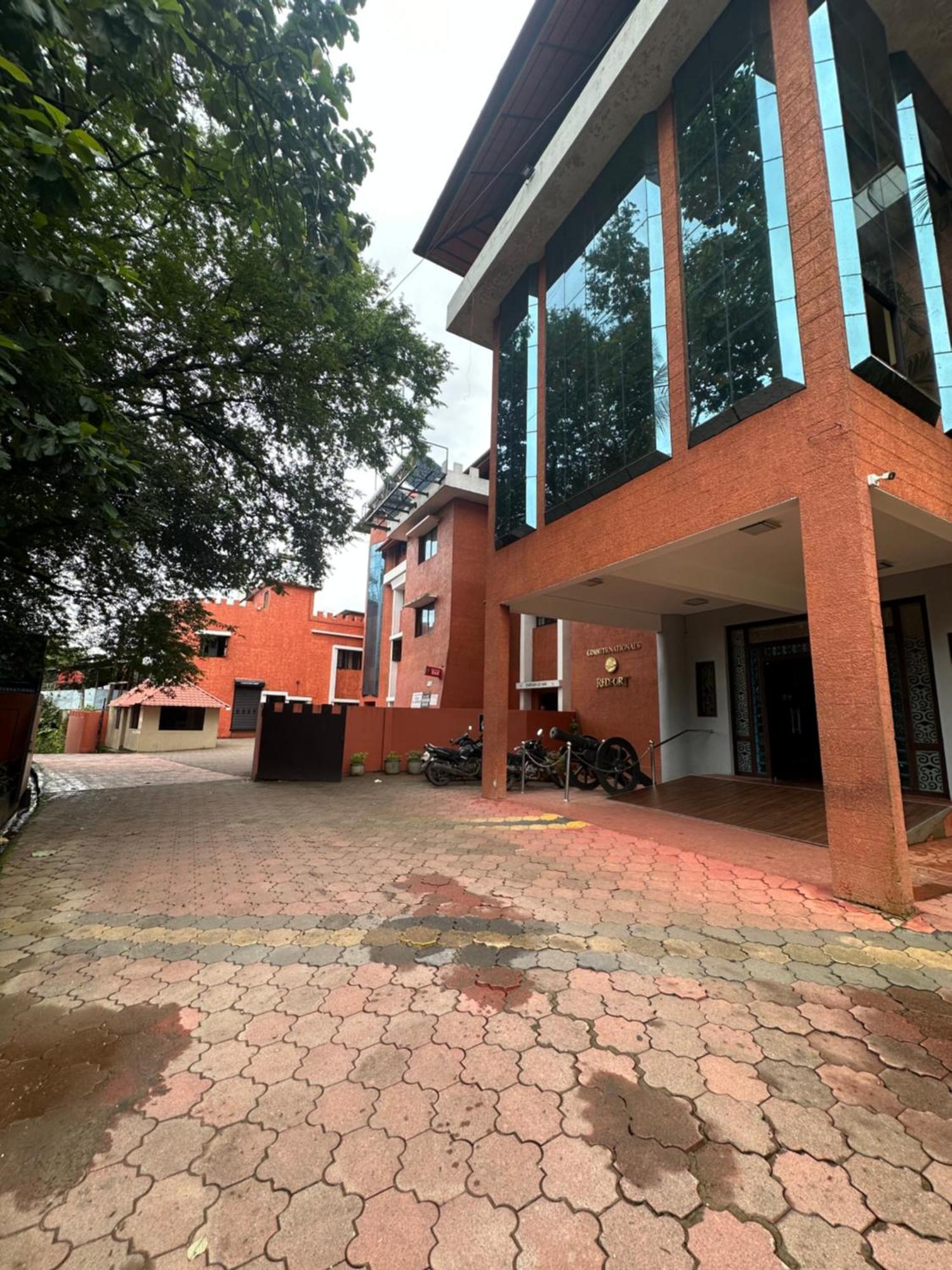 Gd International Redfort Nilambūr Exteriér fotografie